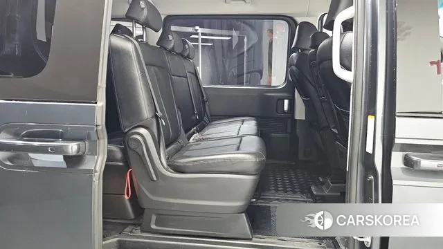 Hyundai Staria 2022 Серый из Кореи, фото 3