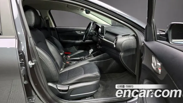 Kia Come New K3 id 2591253 из Кореи 3