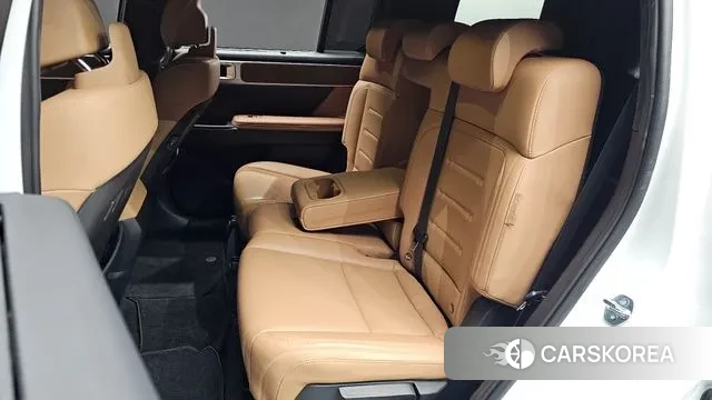 Hyundai Santa Fe (MX5) 2023 Белый из Кореи, фото 3