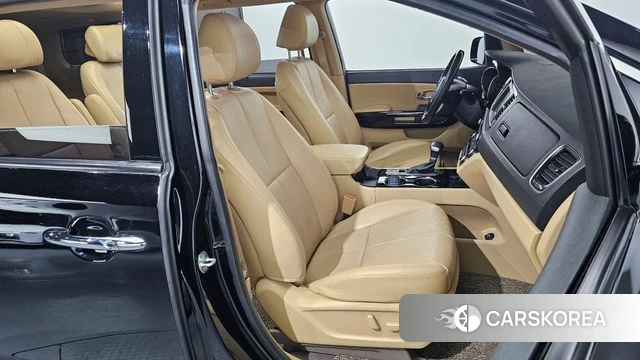 Kia The New Carnival 2020 Черный из Кореи, фото 3