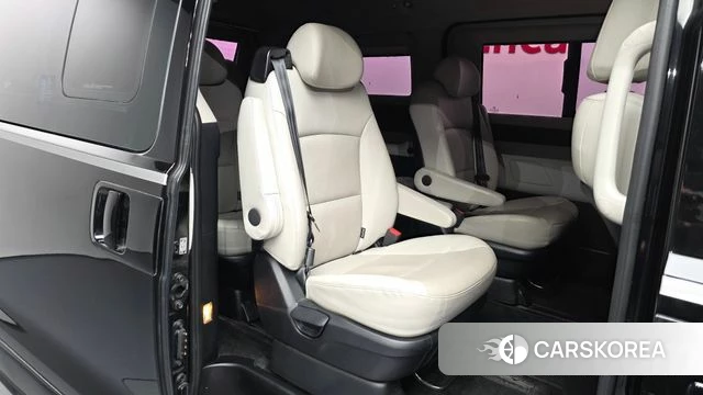 Hyundai The New Grand Starex 2019 Черный из Кореи, фото 3