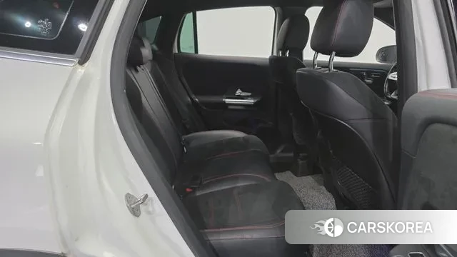 Mercedes-Benz GLA - Class H247 2020 Белый из Кореи, фото 3