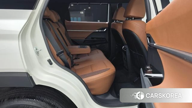 Ssangyong Torres 2023 Белый двухцветный из Кореи, фото 3