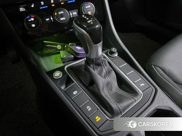 Volkswagen 7th Generation of Jetta 2022 Белый из Кореи, фото 3