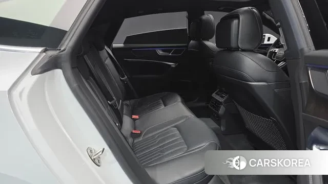 Audi A7 (4K) 2021 Белый из Кореи, фото 3