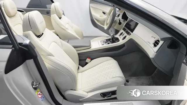 Bentley Continental GT 4th Generation 2025 Жемчужный цвет из Кореи, фото 3