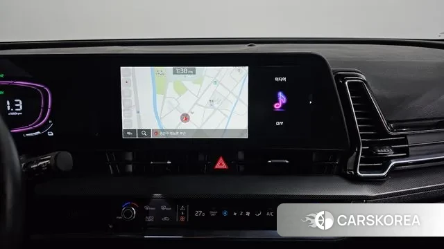 Kia Sportage 5th Generation Hybrid 2024 Черный из Кореи, фото 3