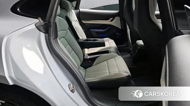 Porsche Taycan 2022 Белый из Кореи, фото 3