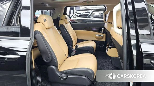 Kia Carnival 4th generation 2023 Черный из Кореи, фото 3