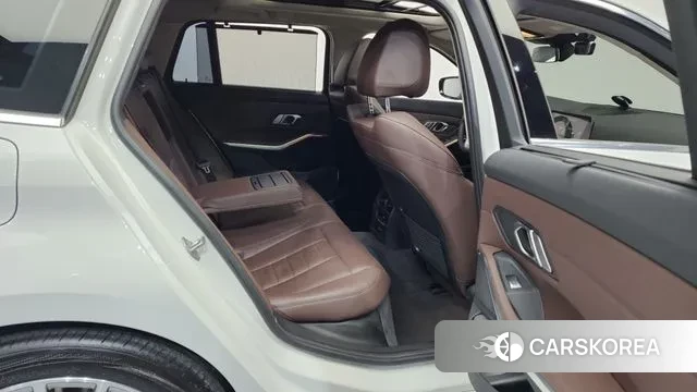 BMW 3 Series (G20) 2022 Белый из Кореи, фото 3