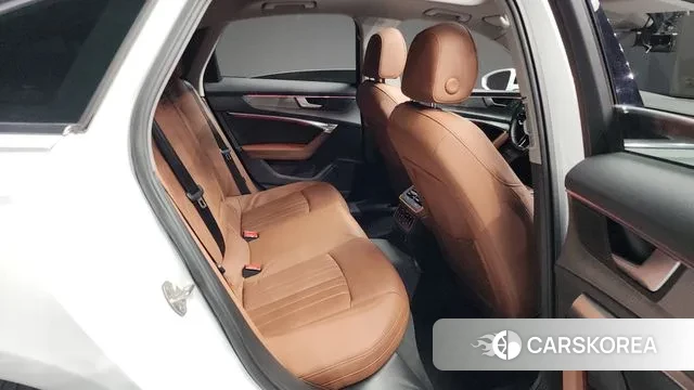 Audi A6 (C8) 2019 Белый из Кореи, фото 3