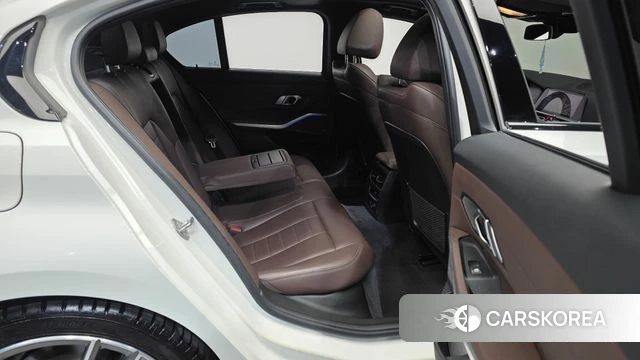 BMW 3 Series (G20) 2019 Белый из Кореи, фото 3