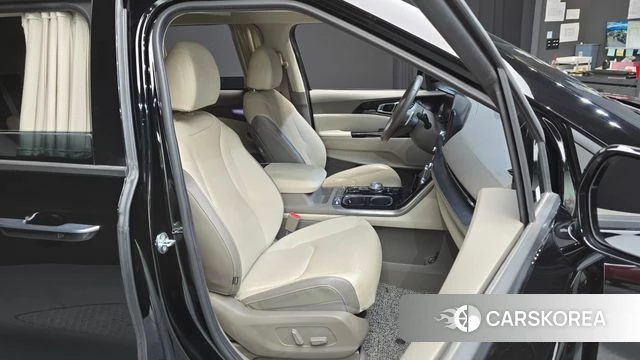 Kia Carnival 4th generation 2021 Черный из Кореи, фото 3