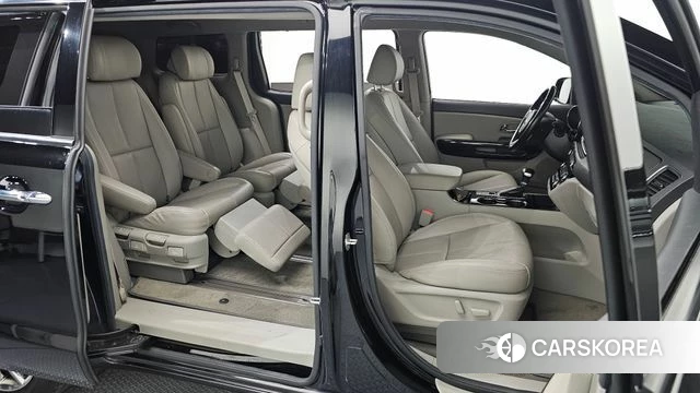 Kia The New Carnival 2019 Черный из Кореи, фото 3