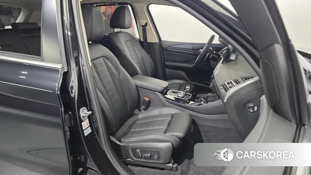 BMW X3 (G01) 2024 Черный из Кореи, фото 3
