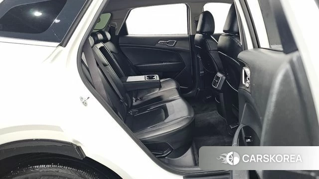 Kia Sportage 5th Generation 2022 Белый из Кореи, фото 3