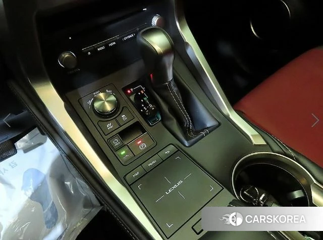 Lexus NX300h 2019 Черный из Кореи, фото 3