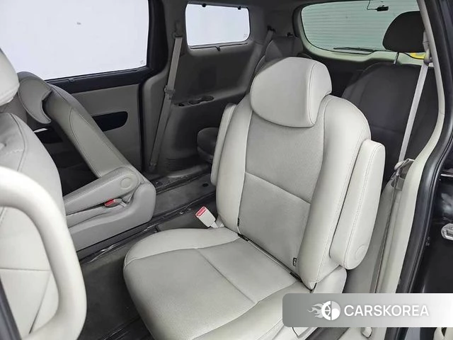 Kia The New Carnival 2018 Серый из Кореи, фото 3