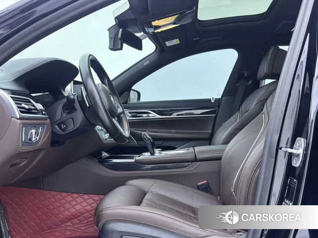 BMW 7 series 2021 Черный из Китая, фото 3