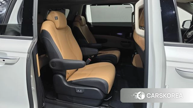 Kia Carnival 4th generation 2023 Белый из Кореи, фото 3