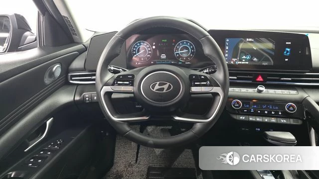 Hyundai The New Avante (CN7) 2024 Черный из Кореи, фото 3