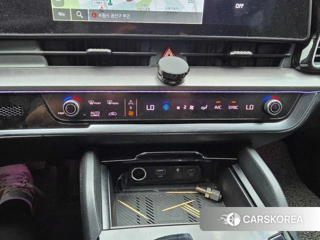 Kia Sportage 5th Generation 2024 Белый из Кореи, фото 3