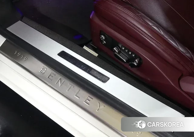 Bentley Continental GT 3rd Generation 2020 Белый из Кореи, фото 3