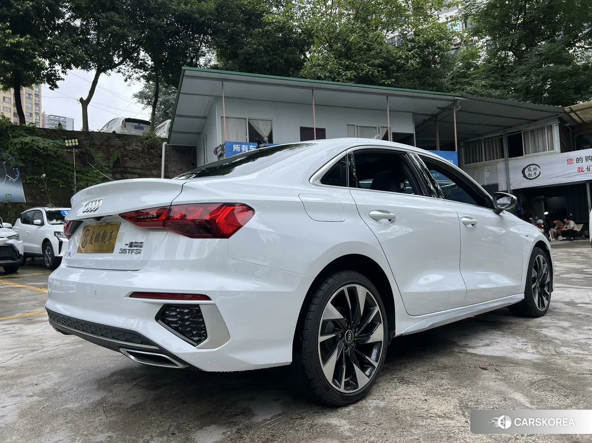 Audi A3 2021 Белый из Китая, фото 3