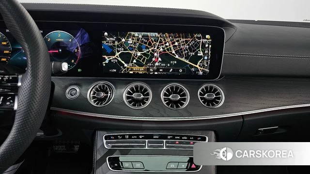 Mercedes-Benz E-Class W213 2022 Черный из Кореи, фото 3