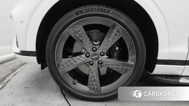 Genesis GV70 2024 Белый из Кореи, фото 3