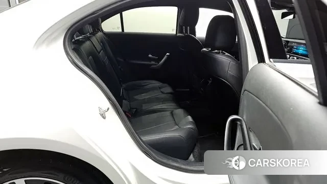 Mercedes-Benz A-Class W177 2022 Белый из Кореи, фото 3