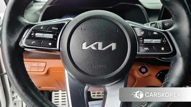 Kia The New K3 2nd generation 2024 Белый из Кореи, фото 3