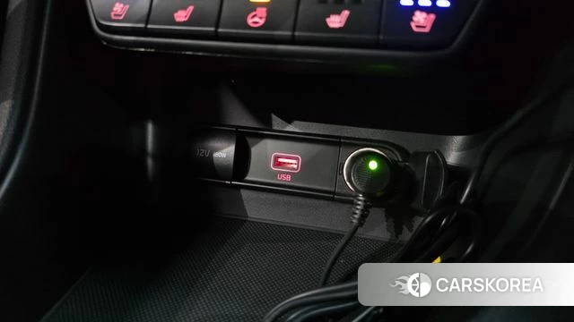 Kia Sportage The Bold 2021 Белый из Кореи, фото 3