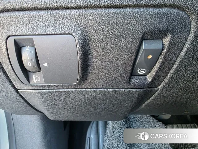 Renault Korea (Samsung) SM6 2019 Серебряный из Кореи, фото 3