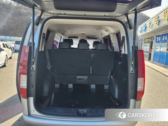 Hyundai Staria 2021 Серебряный из Кореи, фото 3