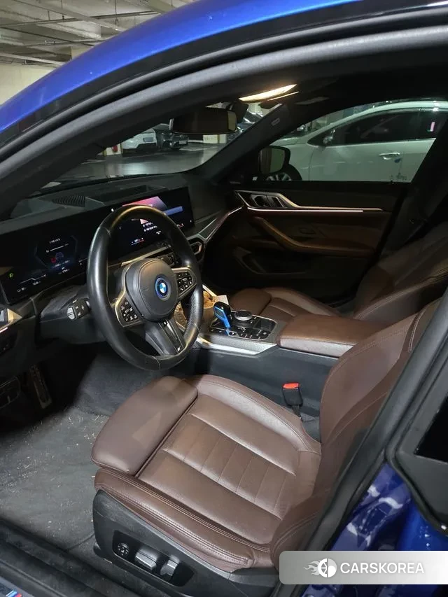 BMW i4 2023 Синий из Кореи, фото 3