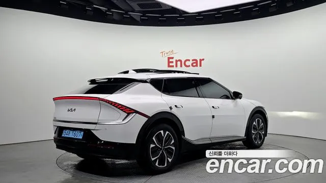 Kia EV6 2021 Белый из Кореи, фото 3