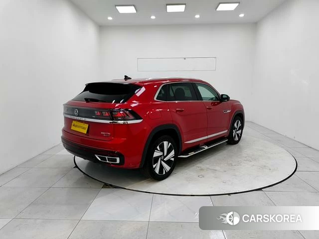Volkswagen Tourang 2022 Красный из Китая, фото 3