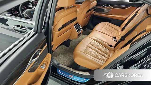 BMW 7 Series (G11) 2021 Черный из Кореи, фото 3