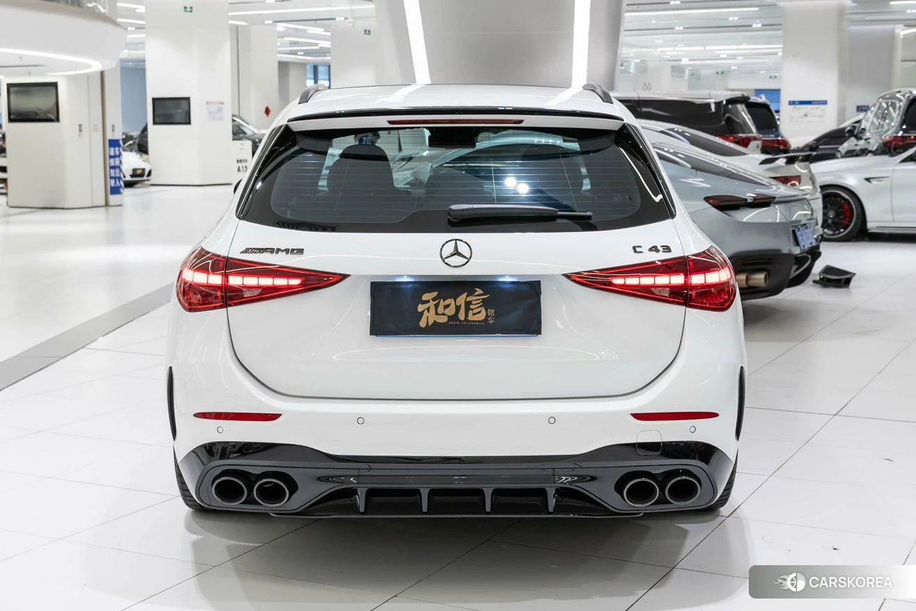 Mercedes-Benz C-class AMG 2023 Белый из Китая, фото 3