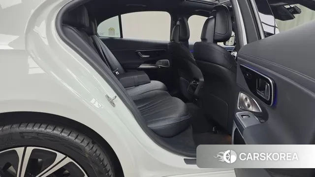 Mercedes-Benz E-Class W214 2025 Белый из Кореи, фото 3