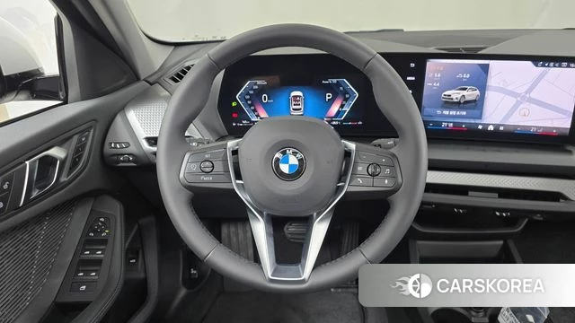 BMW 1 Series (F70) 2025 Белый из Кореи, фото 3