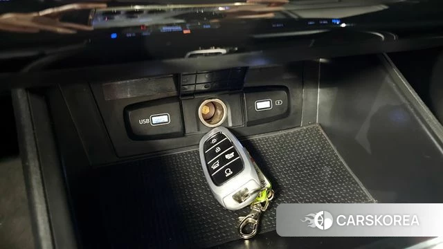 Hyundai Tucson (NX4) 2022 Белый из Кореи, фото 3