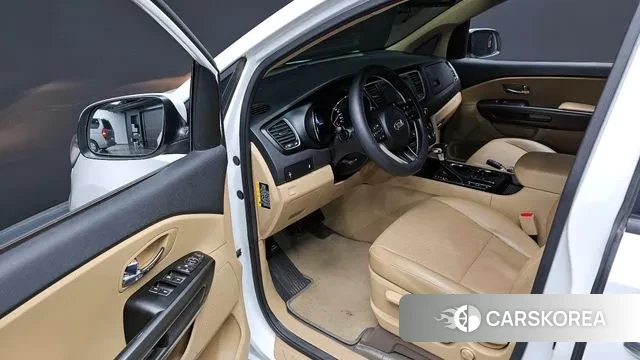 Kia The New Carnival 2018 Белый из Кореи, фото 3