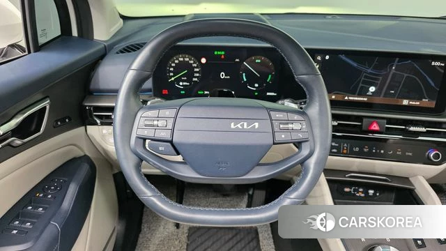 Kia The New Sportage 5th Generation Hybrid 2025 Белый из Кореи, фото 3