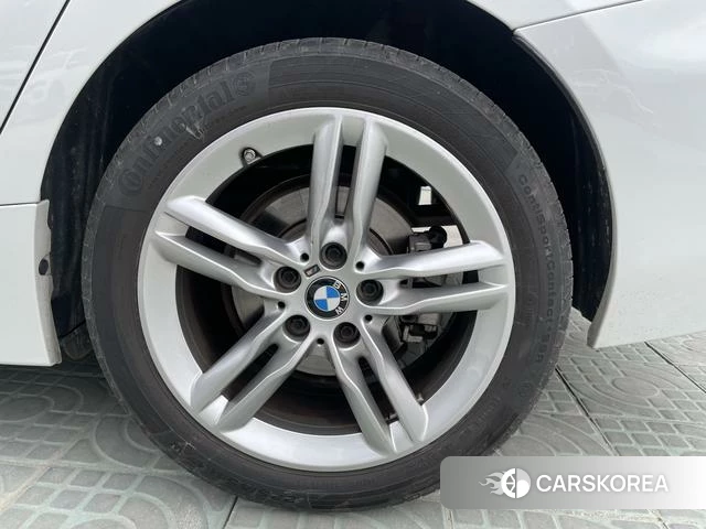 BMW 1 series 2023 Белый из Китая, фото 3