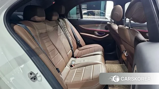 Mercedes-Benz E-Class W213 2020 Белый из Кореи, фото 3