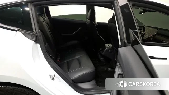 Tesla Model 3 2022 Белый из Кореи, фото 3