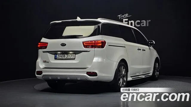 Kia The New Carnival 2018 Белый из Кореи, фото 3