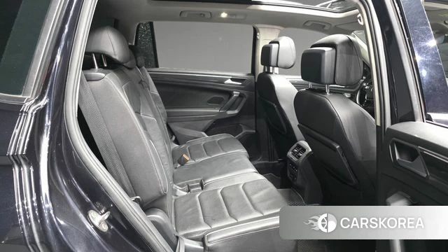 Volkswagen Tiguan Allspace 2020 Фиолетовый из Кореи, фото 3